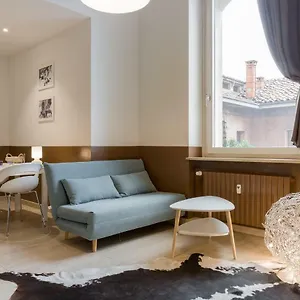 Domus Athesis Al Teatro Apartment